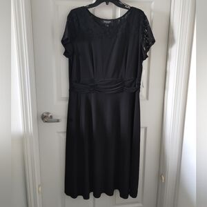 Perceptions New York Black Dress with Lace Accents Size XL NWT